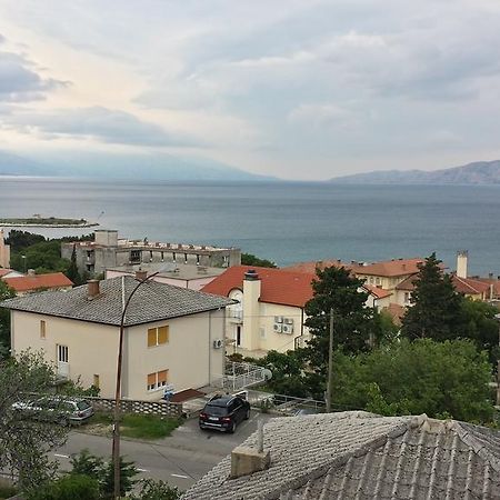 Apartments Lavarin Novi Vinodolski Exterior photo